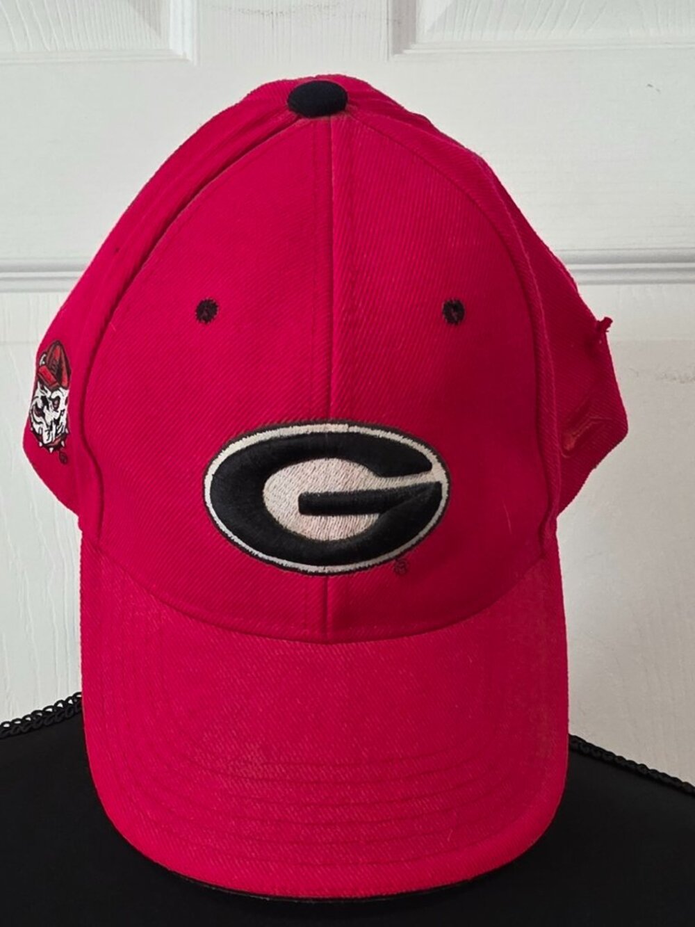 Georgia Bulldogs UGA Women's Embroidered Baseball Cap Adjustable EUC!